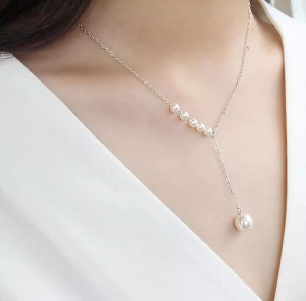 Silver Stylish Clavicle Pendent For Girls
